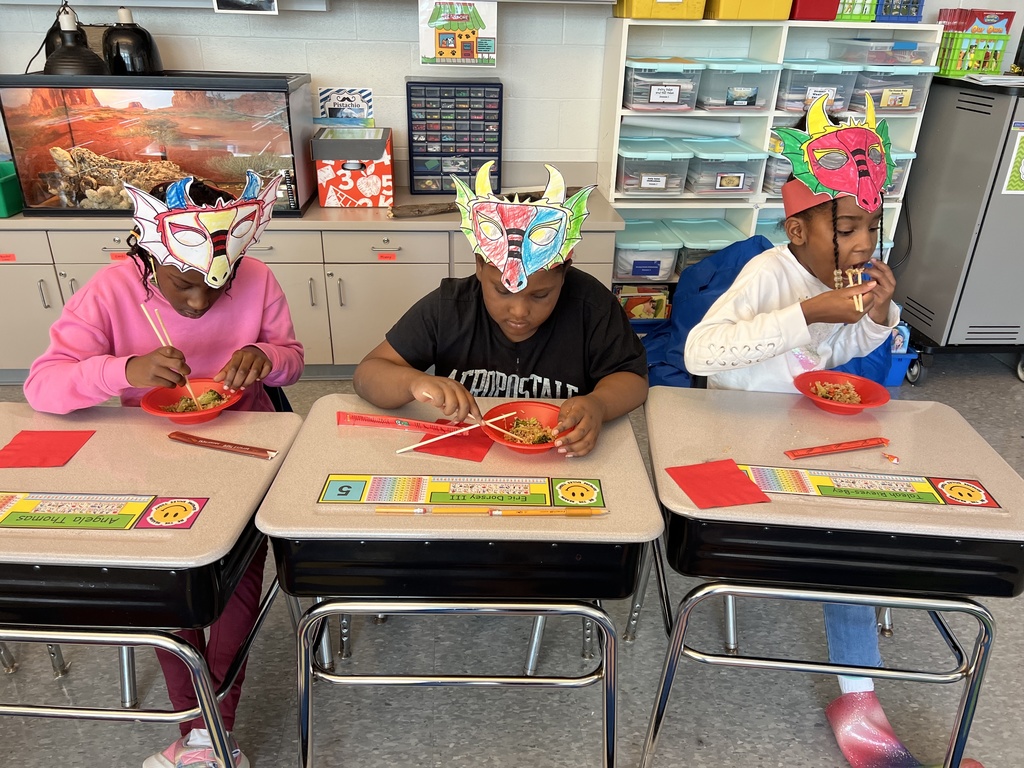 The second grade ended a unit on Early Asian Civilizations. Mrs. Fortkamp’s class celebrated by trying to eat a main crop grown in China with chop sticks. They were pretty good at it! 